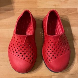 Toms | Red Shoes